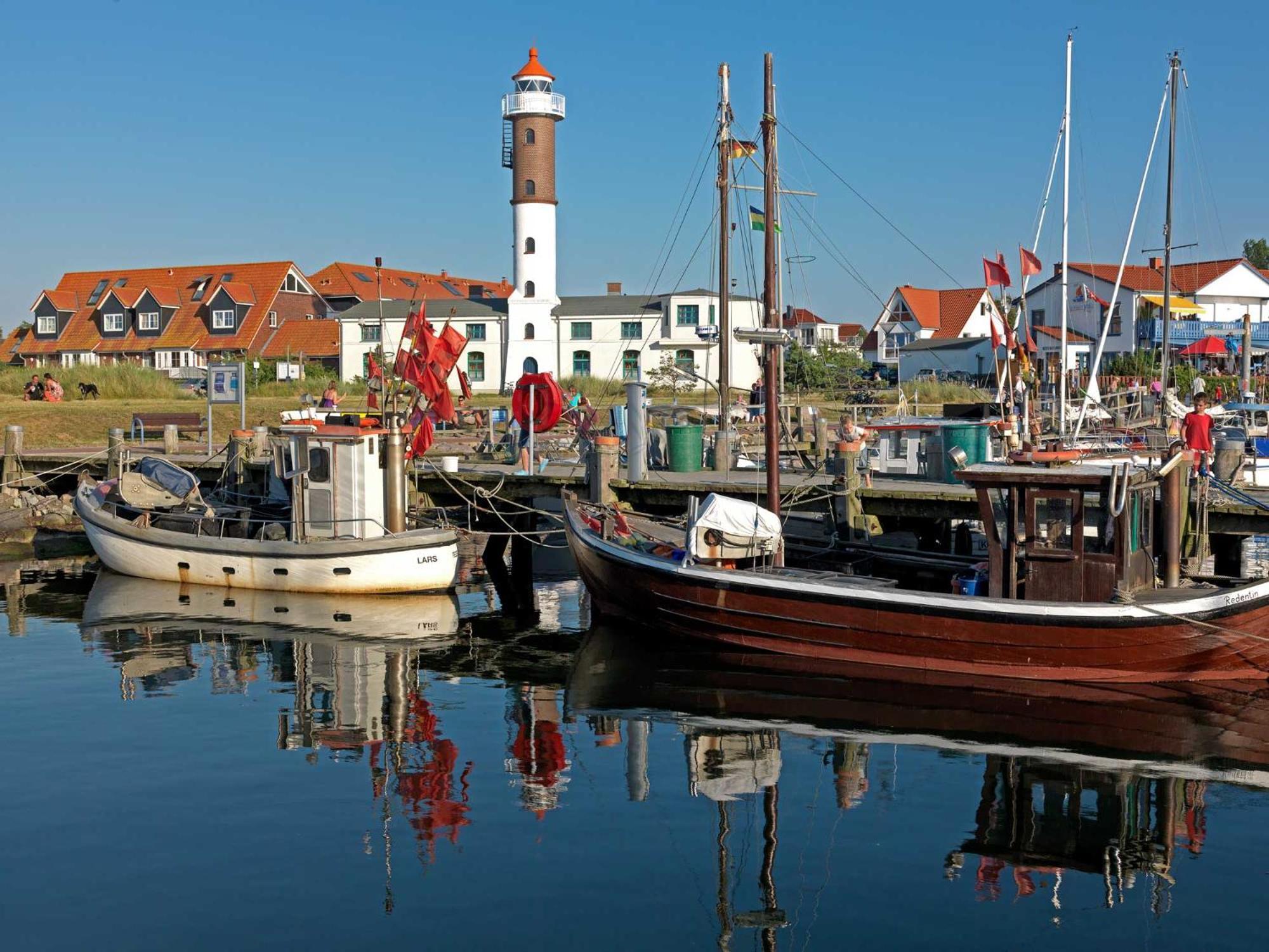 Daenische Ferienhaeuser Am Salzhaff Haus Kaept'N Nemo Insel Poel Buitenkant foto